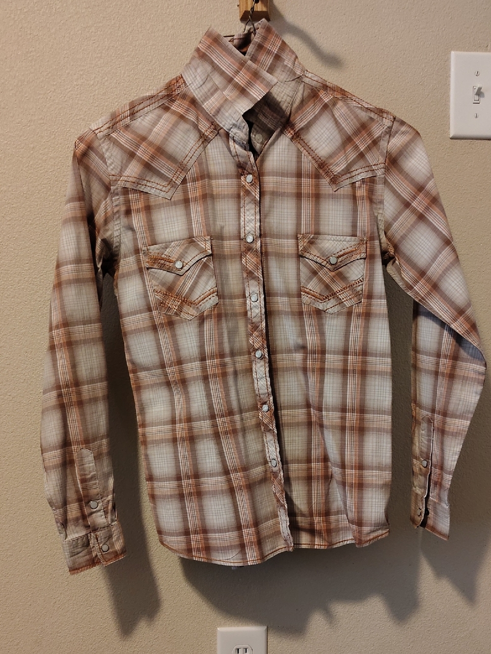 Women's Plaid Western Button-Up Shirt - Brown/Beige